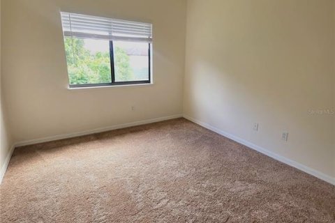 Townhouse in Orlando, Florida 3 bedrooms, 136.01 sq.m. № 2391184 - photo 13