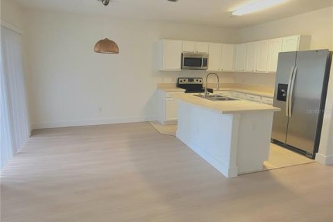 Townhouse in Orlando, Florida 3 bedrooms, 136.01 sq.m. № 2391184 - photo 4