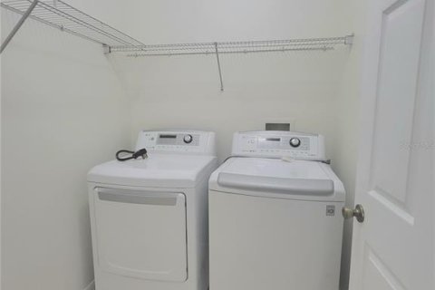 Townhouse in Orlando, Florida 3 bedrooms, 136.01 sq.m. № 2391184 - photo 17