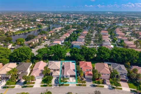 Casa en venta en Pembroke Pines, Florida, 3 dormitorios, 147.71 m2 № 1893254 - foto 6