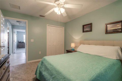 House in Edgewater, Florida 3 bedrooms, 140.1 sq.m. № 1854168 - photo 13