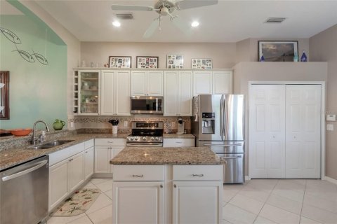 House in Edgewater, Florida 3 bedrooms, 140.1 sq.m. № 1854168 - photo 23