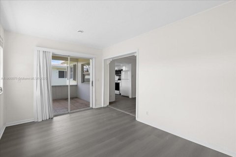 Villa ou maison à vendre à Margate, Floride: 2 chambres, 130.06 m2 № 1957407 - photo 21