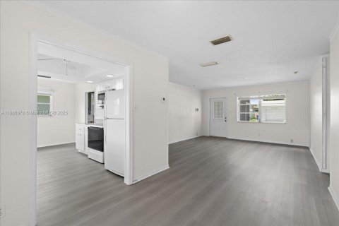 Villa ou maison à vendre à Margate, Floride: 2 chambres, 130.06 m2 № 1957407 - photo 19