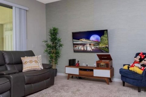 Touwnhouse à vendre à Kissimmee, Floride: 5 chambres, 210.24 m2 № 2419259 - photo 10