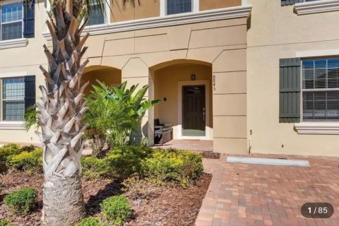 Touwnhouse à Kissimmee, Floride 5 chambres, 210.24 m2 № 2419259