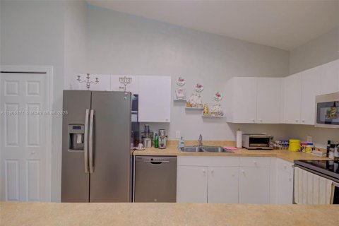 Copropriété à vendre à Cape Coral, Floride: 2 chambres, 111.39 m2 № 1955799 - photo 7