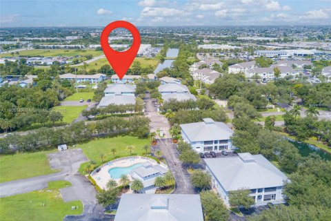 Copropriété à vendre à Cape Coral, Floride: 2 chambres, 111.39 m2 № 1955799 - photo 20