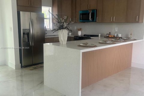 Villa ou maison à vendre à Hollywood, Floride: 3 chambres, 142.7 m2 № 1957802 - photo 6