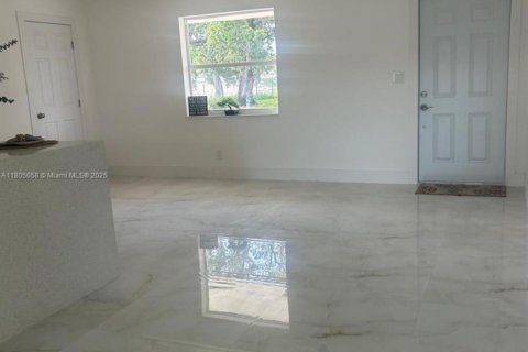 Villa ou maison à vendre à Hollywood, Floride: 3 chambres, 142.7 m2 № 1957802 - photo 9