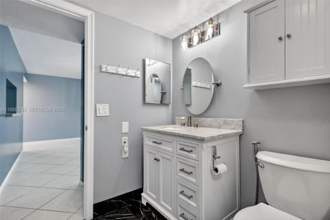 Condominio en alquiler en Pembroke Pines, Florida, 1 dormitorio, 98.94 m2 № 2008294 - foto 23