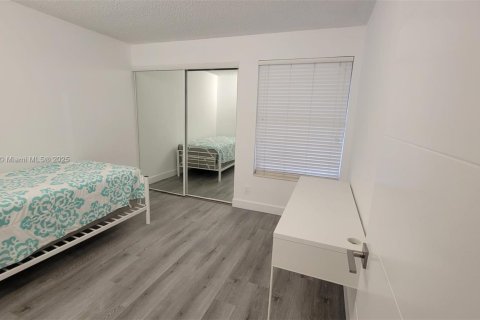 Copropriété à vendre à Boca Raton, Floride: 2 chambres, 124.4 m2 № 1842783 - photo 14