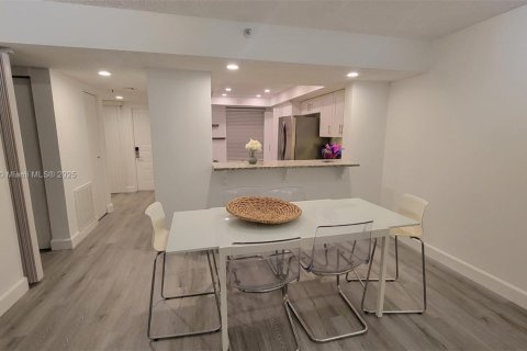 Copropriété à vendre à Boca Raton, Floride: 2 chambres, 124.4 m2 № 1842783 - photo 6