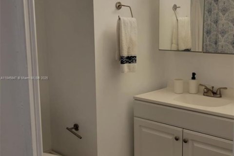 Copropriété à vendre à Boca Raton, Floride: 2 chambres, 124.4 m2 № 1842783 - photo 16