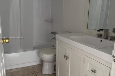 Copropriété à louer à Lauderhill, Floride: 1 chambre, 55.74 m2 № 1972426 - photo 10