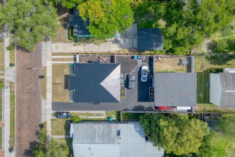 Propiedad comercial en venta en Orlando, Florida, 5 dormitorios, 237.09 m2 № 2104841 - foto 6