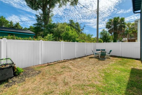 Propiedad comercial en venta en Orlando, Florida, 5 dormitorios, 237.09 m2 № 2104841 - foto 29