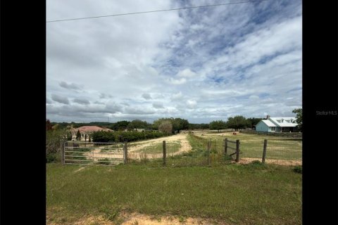 Terreno en venta en Groveland, Florida № 2099165 - foto 2