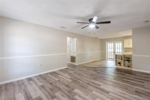 House in Lakeland, Florida 3 bedrooms, 196.58 sq.m. № 1690005 - photo 4