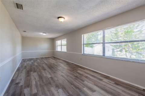House in Lakeland, Florida 3 bedrooms, 196.58 sq.m. № 1690005 - photo 13