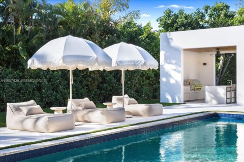 Купить виллу или дом в Пайнкрест, Флорида 6 спален, 654.96м2, № 2018027 - фото 15