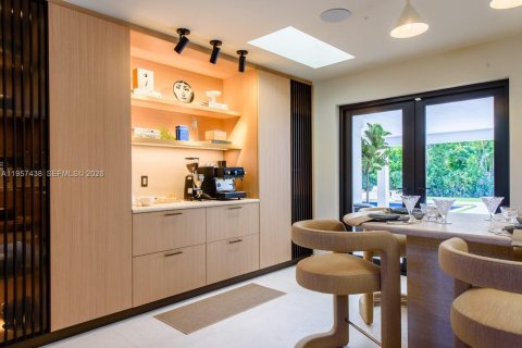 Купить виллу или дом в Пайнкрест, Флорида 6 спален, 654.96м2, № 2018027 - фото 8