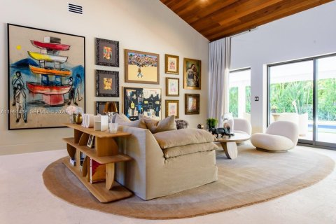 Купить виллу или дом в Пайнкрест, Флорида 6 спален, 654.96м2, № 2018027 - фото 4