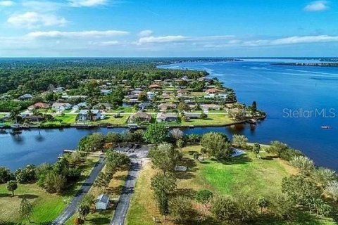 Terreno en venta en Port Charlotte, Florida № 1670889 - foto 11