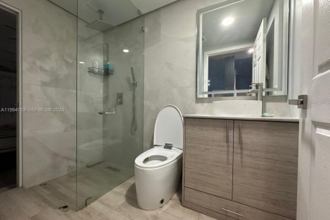 Townhouse in Doral, Florida 4 bedrooms, 195.47 sq.m. № 2055845 - photo 8