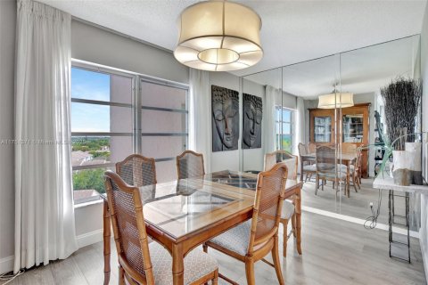 Condo in Coral Springs, Florida, 2 bedrooms  № 1727005 - photo 5