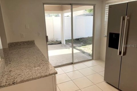 House in Orlando, Florida 4 bedrooms, 184.78 sq.m. № 2225355 - photo 7