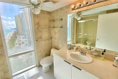 Copropriété à louer à Sunny Isles Beach, Floride: 2 chambres, 148.83 m2 № 1871282 - photo 25