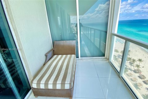 Copropriété à louer à Sunny Isles Beach, Floride: 2 chambres, 148.83 m2 № 1871282 - photo 29