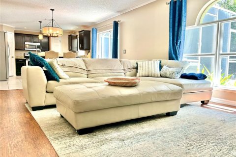 Casa en alquiler en Orlando, Florida, 4 dormitorios, 260.78 m2 № 1919364 - foto 22