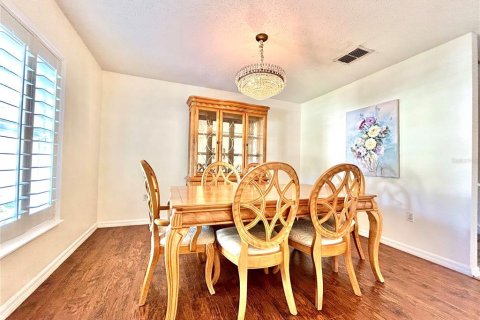 Casa en alquiler en Orlando, Florida, 4 dormitorios, 260.78 m2 № 1919364 - foto 4