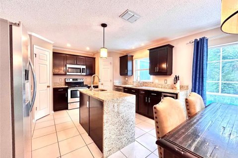 Casa en alquiler en Orlando, Florida, 4 dormitorios, 260.78 m2 № 1919364 - foto 9