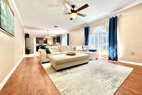 Casa en alquiler en Orlando, Florida, 4 dormitorios, 260.78 m2 № 1919364 - foto 21