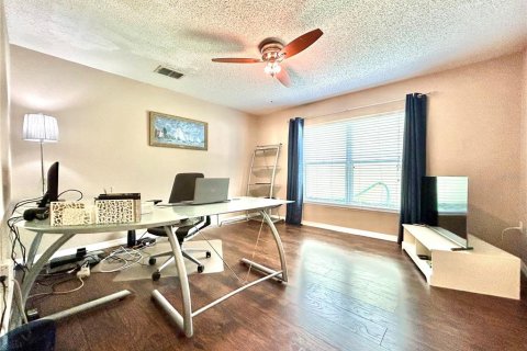 Casa en alquiler en Orlando, Florida, 4 dormitorios, 260.78 m2 № 1919364 - foto 6