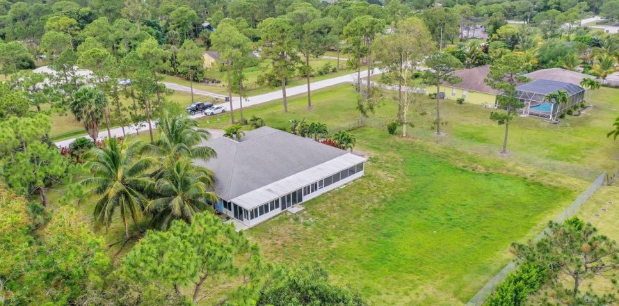 House in Loxahatchee Groves, Florida 4 bedrooms, 205.13 sq.m. № 1103258