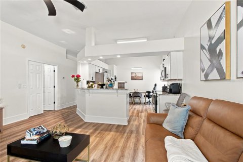 Villa ou maison à vendre à Tampa, Floride: 3 chambres, 156.26 m2 № 2291836 - photo 20