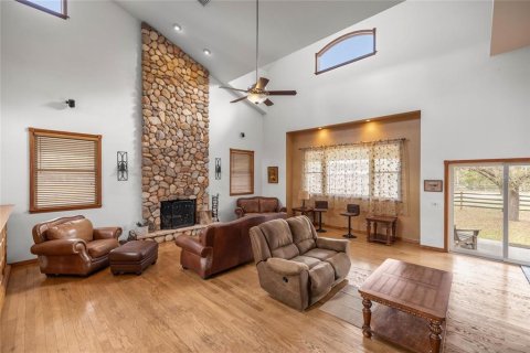 Villa ou maison à vendre à Dunnellon, Floride: 4 chambres, 363.25 m2 № 2098701 - photo 2
