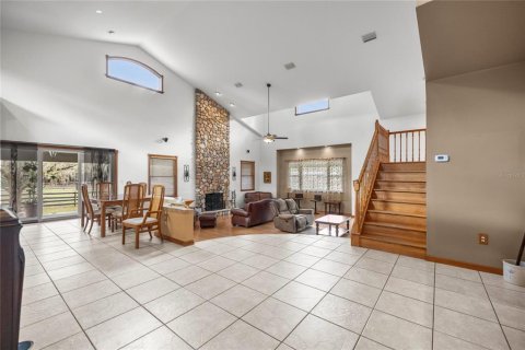 Villa ou maison à vendre à Dunnellon, Floride: 4 chambres, 363.25 m2 № 2098701 - photo 5