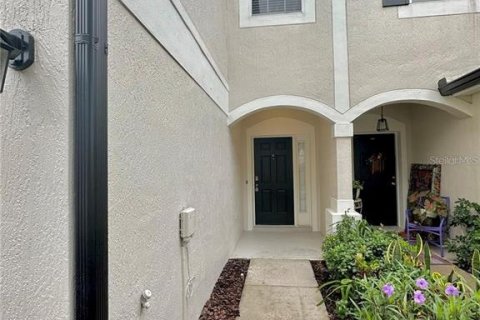 Townhouse in Orlando, Florida 3 bedrooms, 156.26 sq.m. № 1856242 - photo 2