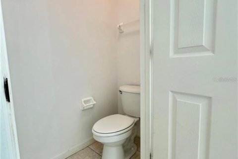 Townhouse in Orlando, Florida 3 bedrooms, 156.26 sq.m. № 1856242 - photo 13
