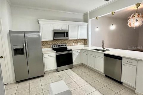 Townhouse in Orlando, Florida 3 bedrooms, 156.26 sq.m. № 1856242 - photo 5