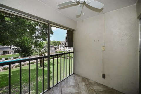 Condo in Seminole, Florida, 2 bedrooms  № 2226321 - photo 6