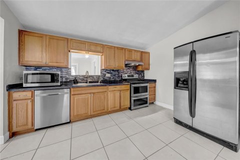 Villa ou maison à vendre à Lutz, Floride: 3 chambres, 157 m2 № 1906965 - photo 10