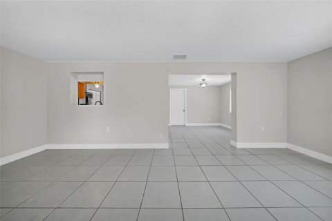 Villa ou maison à vendre à Lutz, Floride: 3 chambres, 157 m2 № 1906965 - photo 15