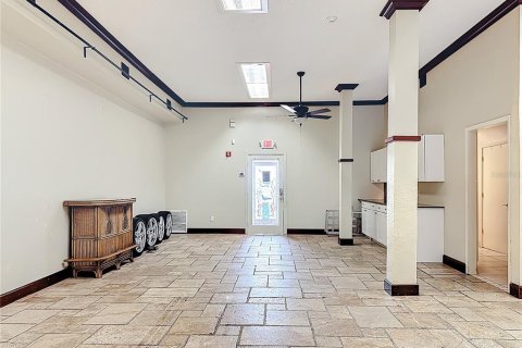 Commercial property in Bradenton, Florida 611.3 sq.m. № 2109940 - photo 24