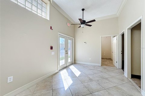 Commercial property in Bradenton, Florida 611.3 sq.m. № 2109940 - photo 20